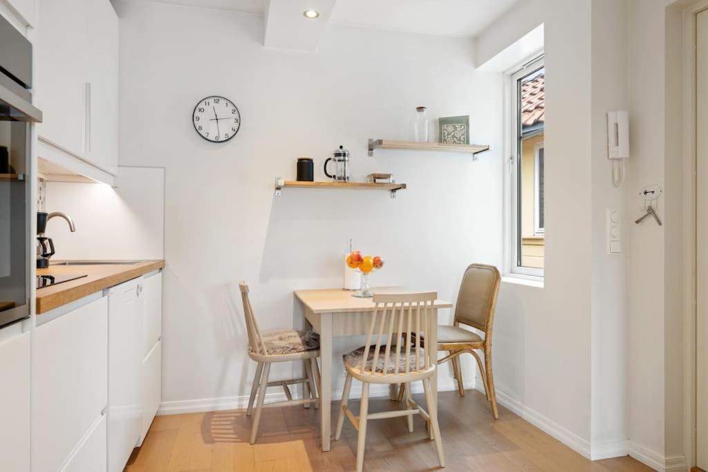 Central City Apt. Neighbor To Unesco Bryggen! Apartment Берген Екстериор снимка