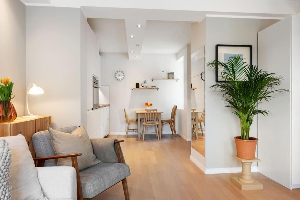 Central City Apt. Neighbor To Unesco Bryggen! Apartment Берген Екстериор снимка