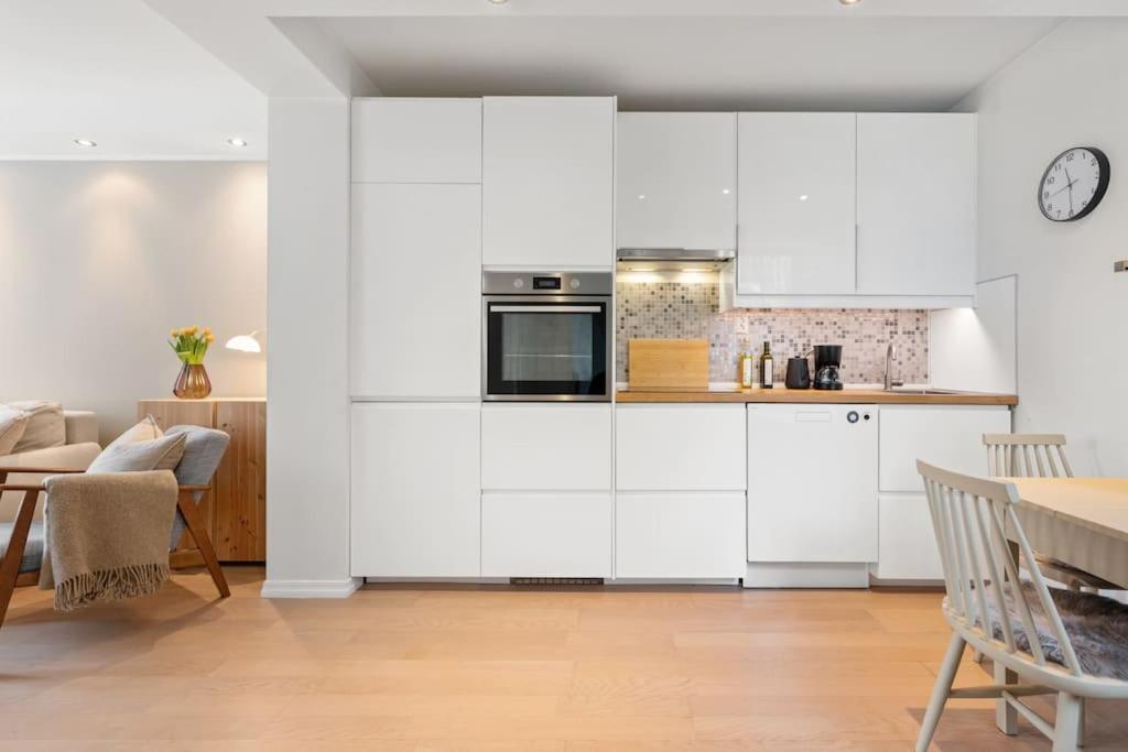 Central City Apt. Neighbor To Unesco Bryggen! Apartment Берген Екстериор снимка